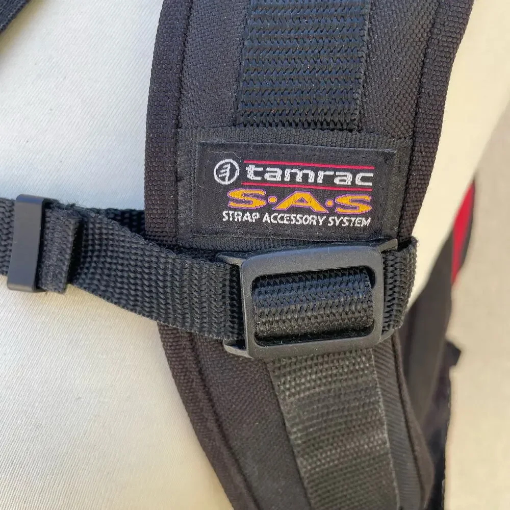 Tamrac Red Black Backpack Camera Bag Laptop Sleeve